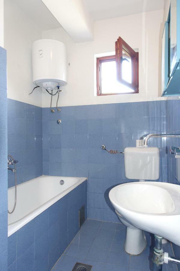 Apartment Dede Нин Экстерьер фото